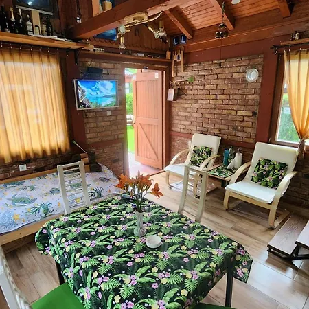 아파트 Lavirint Ravne *