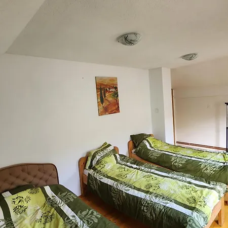 Lavirint Ravne * Visoko