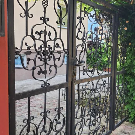 Lavirint Ravne Daire