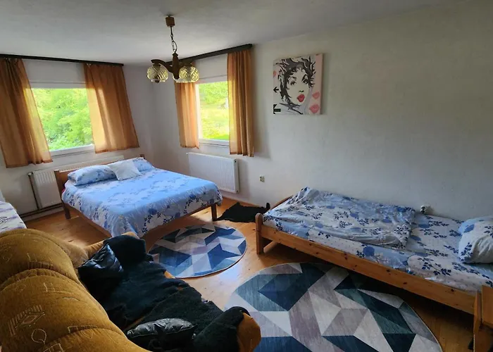 Appartement Lavirint Ravne