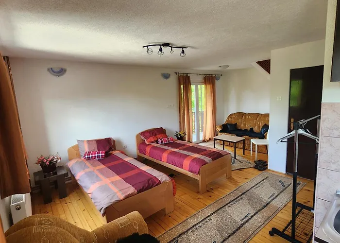 Lavirint Ravne * Visoko