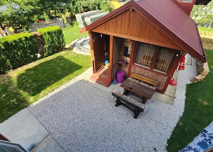 Lavirint Ravne Appartement *